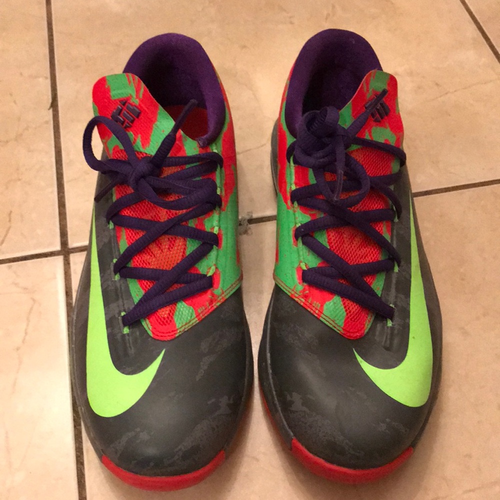 Kd 5 size 5